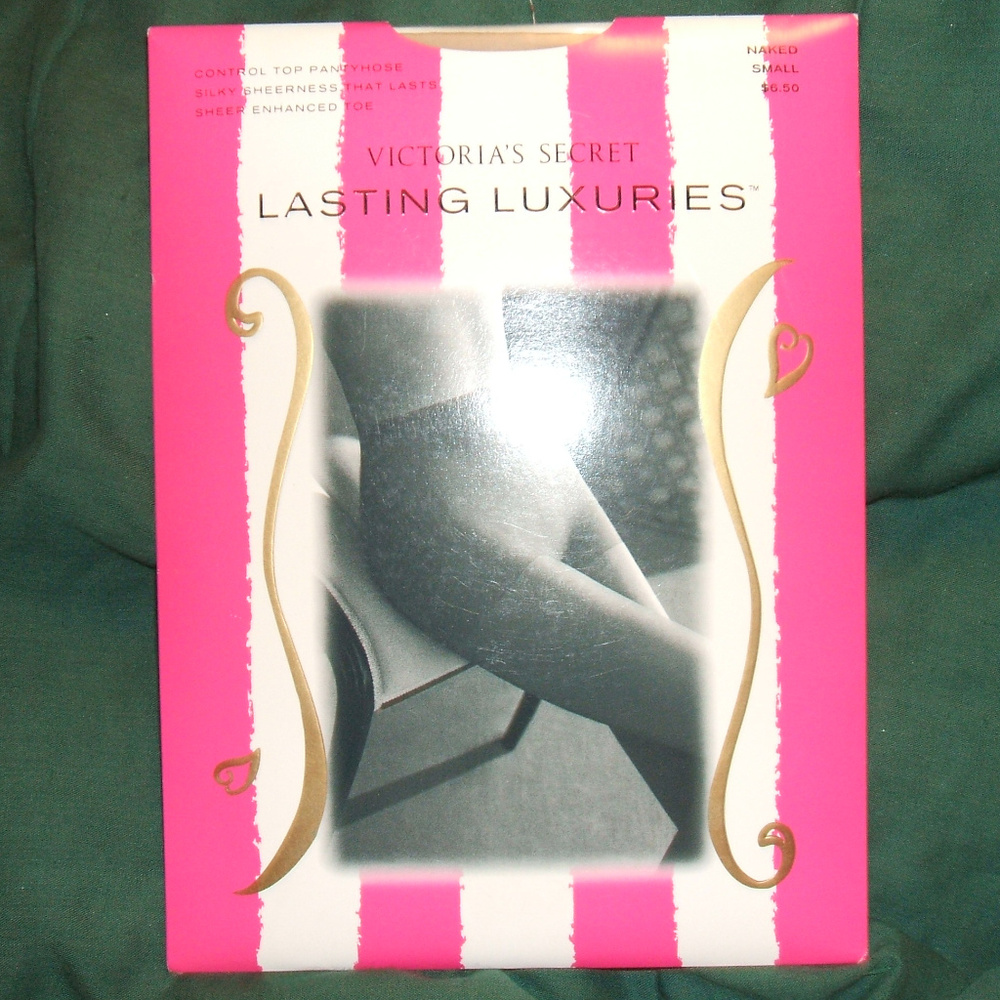 Victoria's Secret Lasting Luxuries pantyhose S